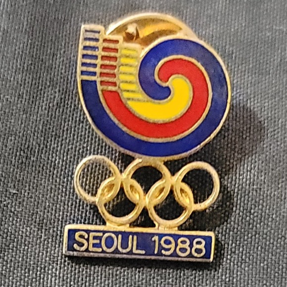 no brand Other - Vtg 1988 Seoul Korea Olympics Lapel Pin